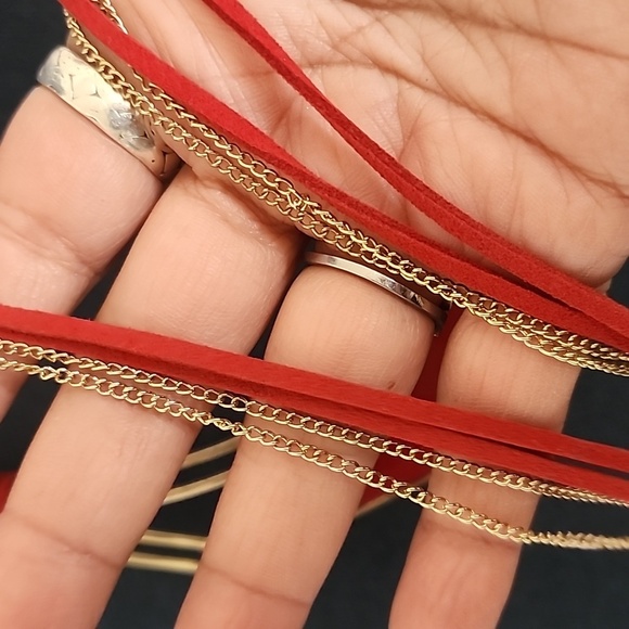 Long Adjustable Necklace Red Suede Leather and Gold Chain with Bid - Picture 7 of 7